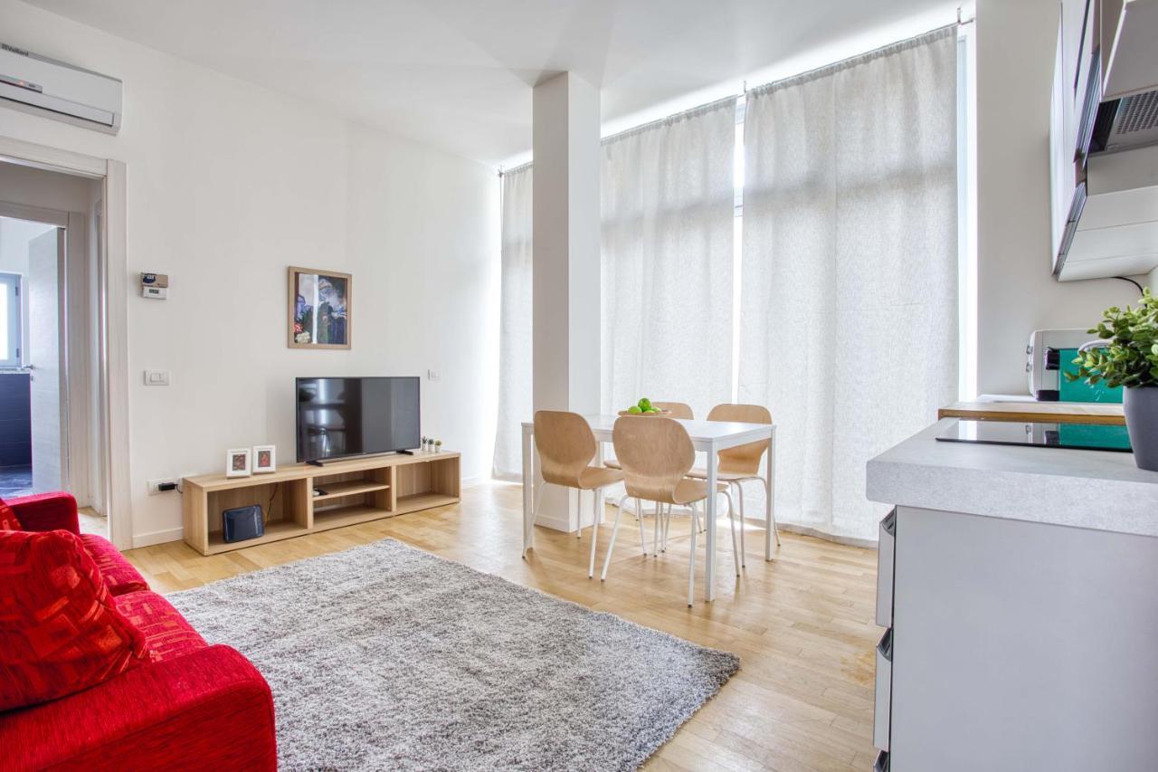 Joivy Lovely Flat With Balcony * Milaan
